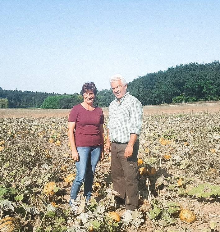 BIO PArtner-Landwirte der Schalk Mühle Familie Deim auf ihrem Kürbisfeld